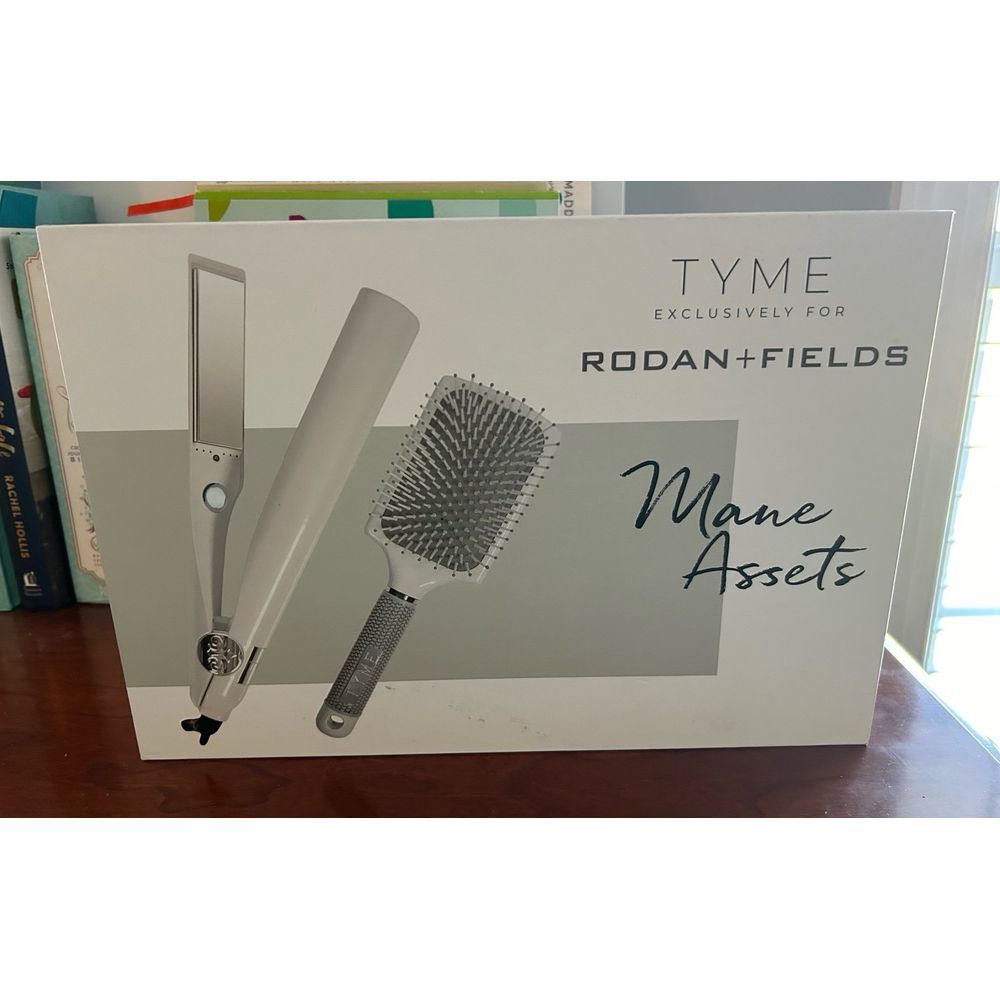 Tyme Rodan+Fields Straightener Iron and Brush Set